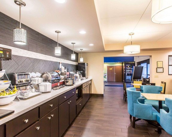Comfort Suites Cookeville Compare Deals