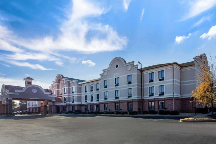 Comfort Inn Suites Airport American Way Memphis Compare Deals