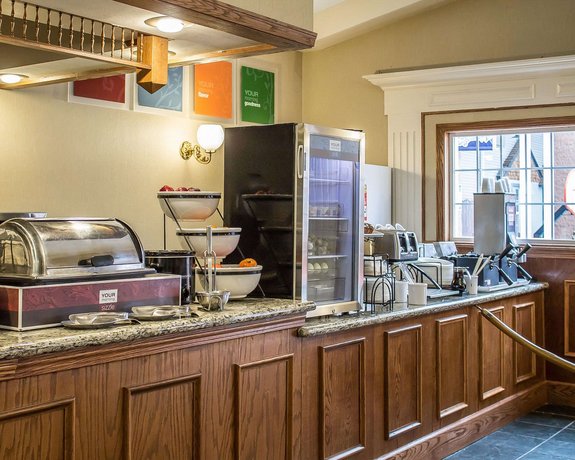 Comfort Inn Splash Harbor Bellville Compare Deals