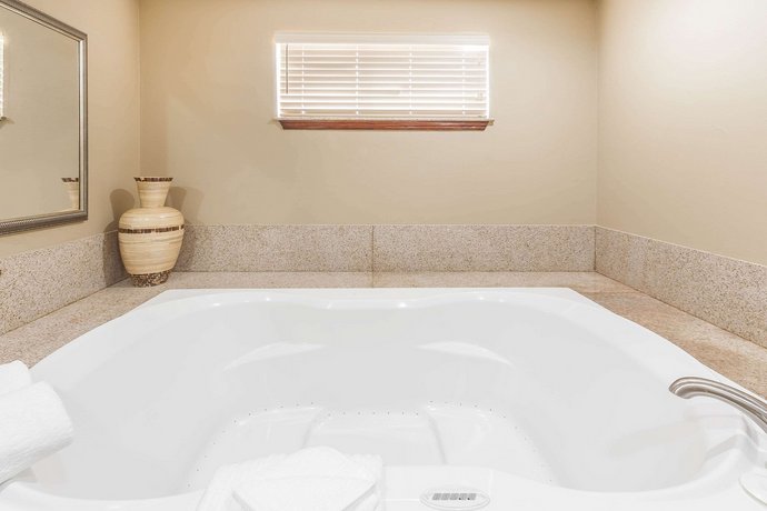 Comfort Suites Yukon Oklahoma City Compare Deals