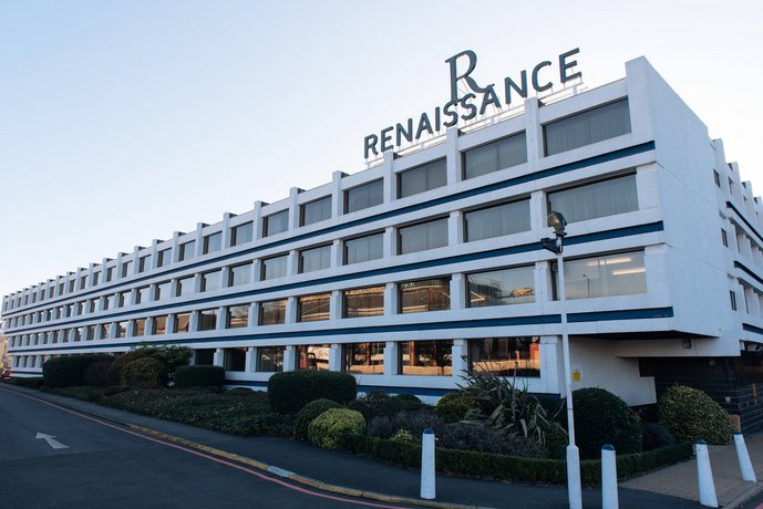 르네상스 런던 히드로 호텔, Renaissance London Heathrow Hotel