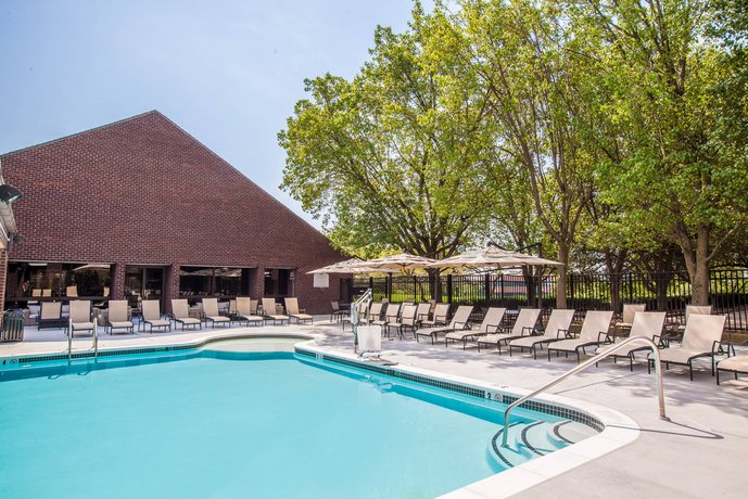 Delta Hotels By Marriott Baltimore Hunt Valley Compare Deals