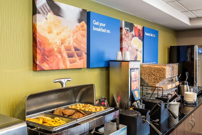 Comfort Inn Winnipeg South Compare Deals