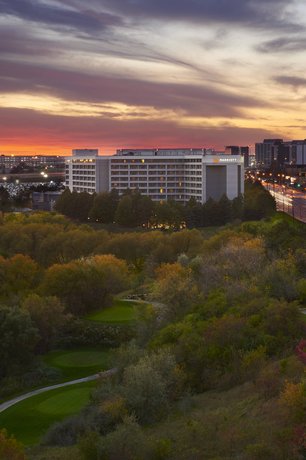 토론토 에어포트 메리어트 호텔, Toronto Airport Marriott Hotel