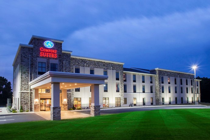 Comfort Suites Manheim Lancaster Salunga Compare Deals