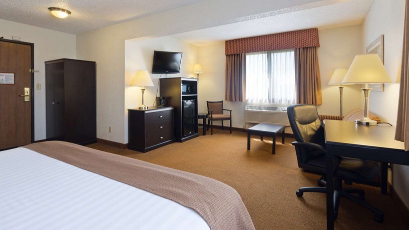 Best Western Mount Pleasant Inn Compare Deals