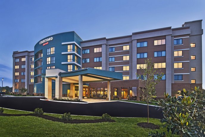 Courtyard Hotel Newport News