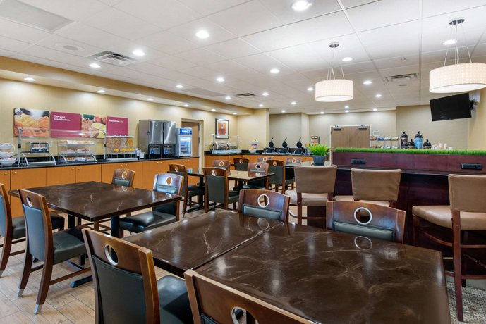 Comfort Suites Near Universal Orlando Resort Compare Deals