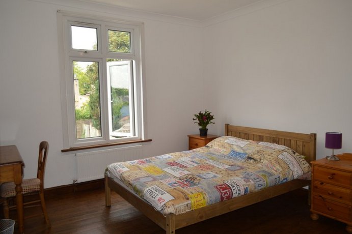 Homestay in Lewisham Central near Brockley Jack Theatre