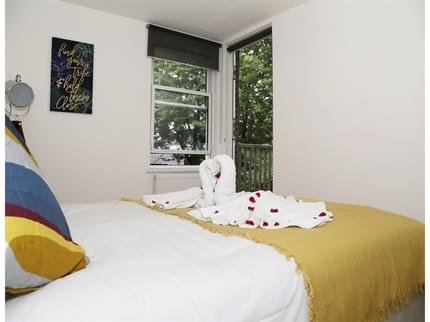 London Queen's - Arsenal