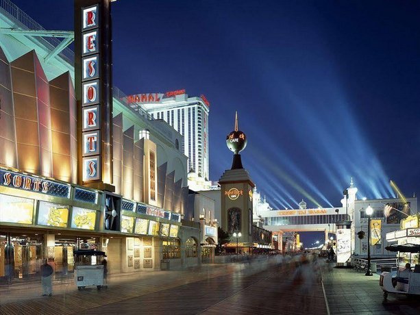 Superlodge Absecon Atlantic City Compare Deals