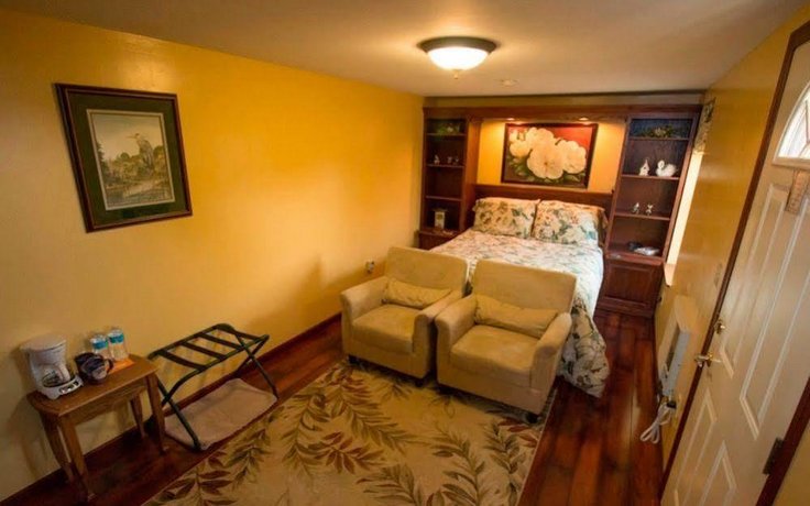 Garden Gate Get A Way Bed And Breakfast Berlin Compare Deals