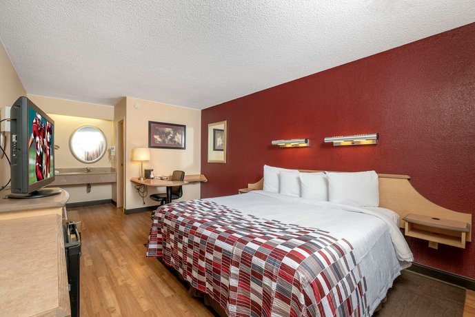 Red Roof Inn Louisville Fair And Expo Compare Deals