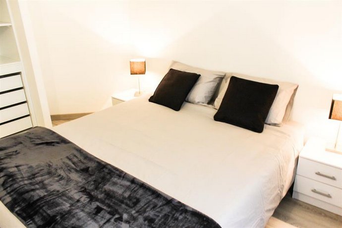 코쿤 니스, Cocoon Nice