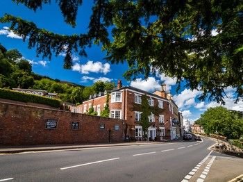 Mount Pleasant Hotel