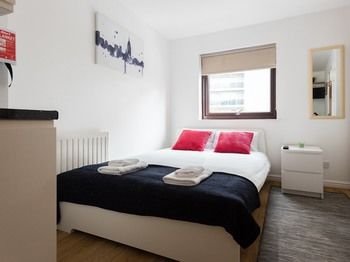 Rainbow Studios Canary Wharf