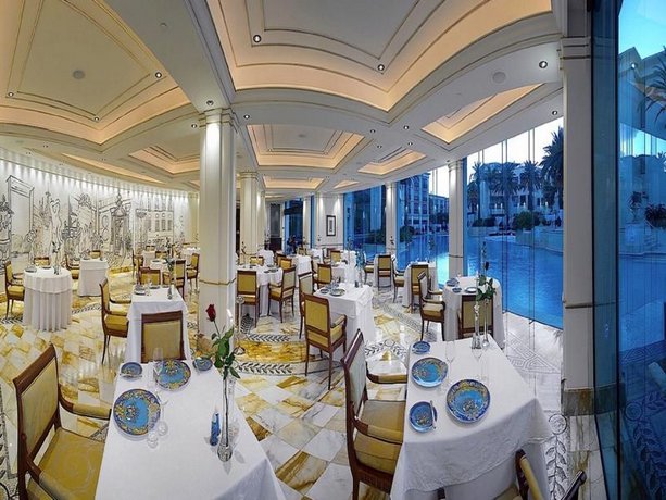 Palazzo Versace Hotel Gold Coast - Compare Deals
