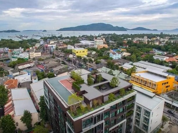 디럭스 콘도미니엄 푸켓, Dlux Condominium Phuket