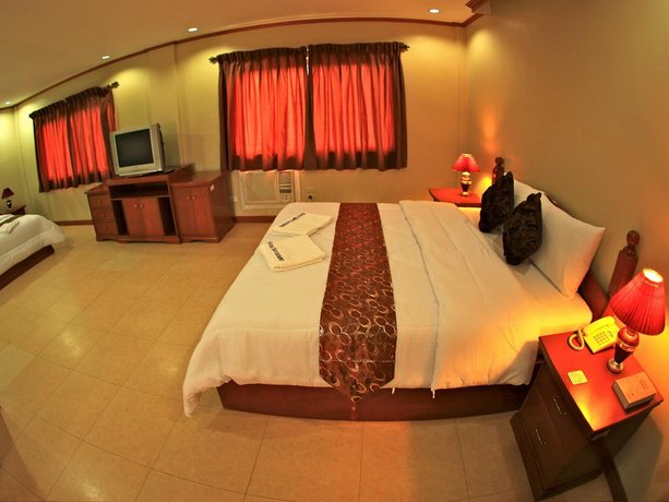 Subic Waterfront Resort & Hotel