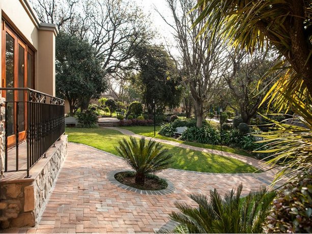 Black Eagle Guesthouse And Conferences Johannesburg Compare Deals