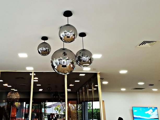 에어포트 가든 인 호텔, Airport Garden Inn Hotel