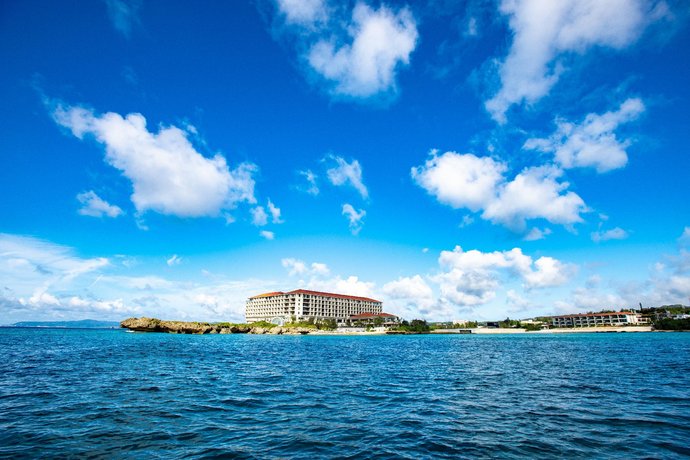 하얏트 리젠시 세라가키 아일랜드 오키나와, Hyatt Regency Seragaki Island Okinawa