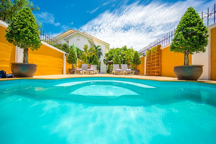 로열 비치 풀 빌라 바이 올 빌라 파타야, Royal Beach Pool Villa by All Villas Pattaya