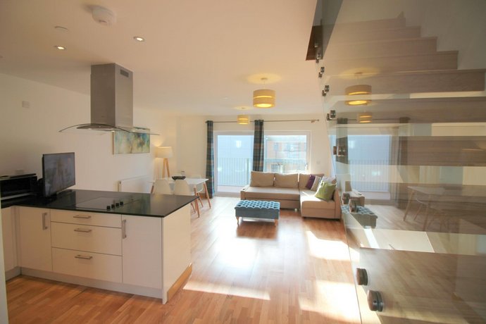 Grand Central Serviced Apartments Peymans