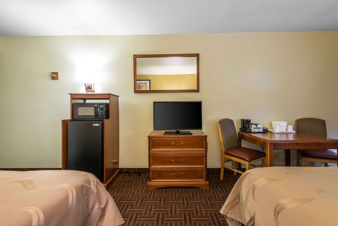 Quality Inn South Colorado Springs Compare Deals