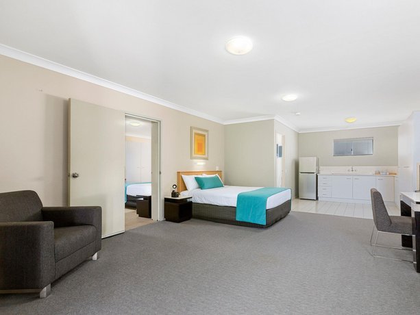 Comfort Inn North Brisbane Compare Deals