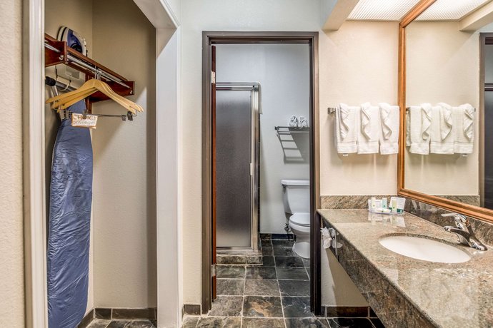Quality Inn And Suites Seabrook Nasa Kemah Compare Deals