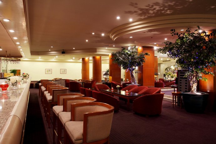 מלון דה טווין טווארס צילום של הוטלס קומביינד - למטייל (40)