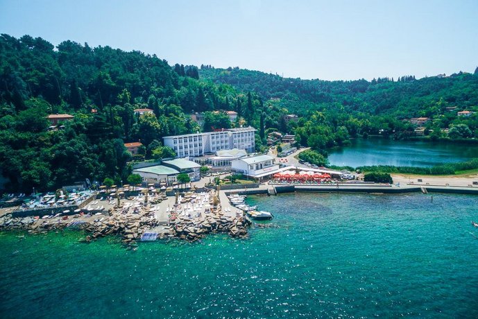 Barbara Piran Beach Hotel