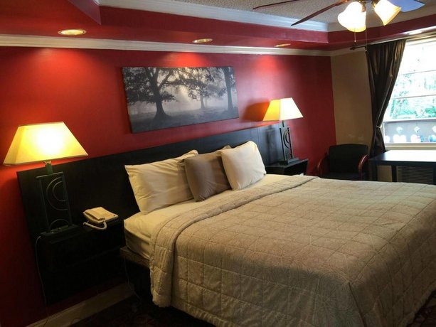 Riverbend Motel Cabins Helen Compare Deals