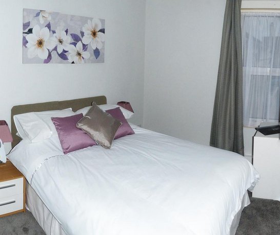 Pleasant Court Guest House