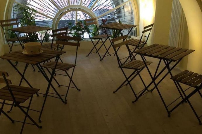 B B Torino Tres Chic Turin Compare Deals