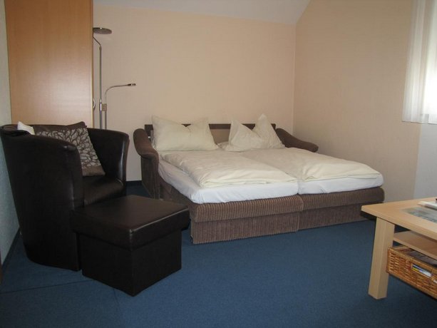 Hotel Am Weyerhof Kerpen Compare Deals