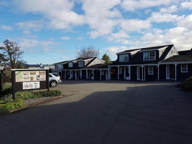 Cottage Mews Motel Taupo Compare Deals
