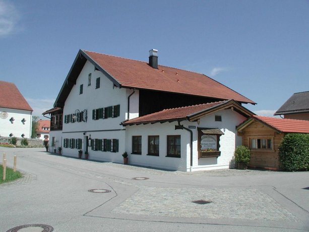 Hotel Restaurant Gasthaus Bonimeier Haiming Compare Deals - 