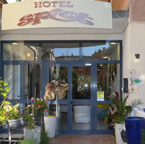 pubblicità sito per adulti incontro in hotel pubblicità sito per adulti incontro in hotel