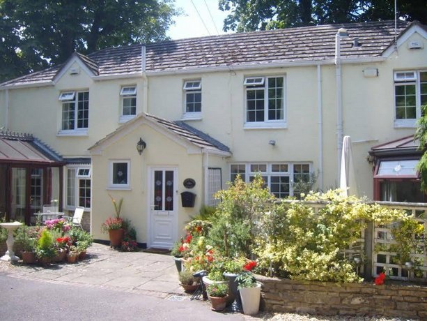 Coach House Cottage Bournemouth Compare Deals