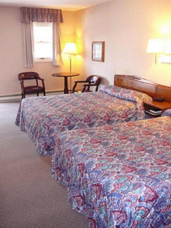 Country Squire Motor Inn New Holland Compare Deals