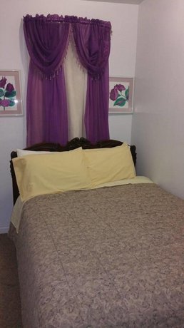 Delz Bed & Breakfast