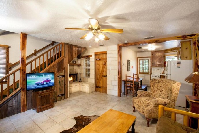 Gruene Cottages New Braunfels Compare Deals