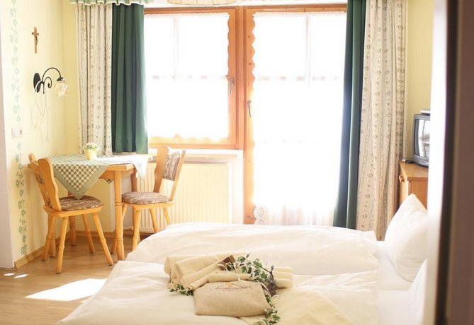 Haus Vierjahreszeiten Bodenmais Compare Deals