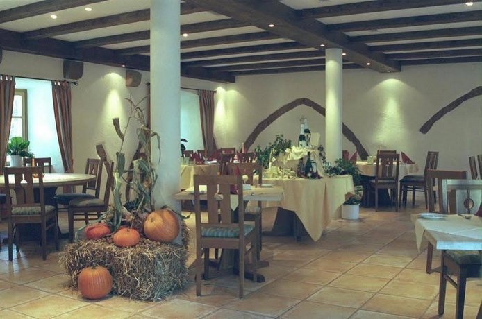 Hotel Rosenthaler Hof Kerzenheim Compare Deals - 