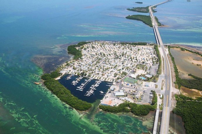 Sunshine Key RV Resort & Marina, Big Pine Key - Compare Deals