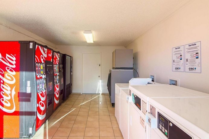 Motel 6 Lawton Compare Deals - 