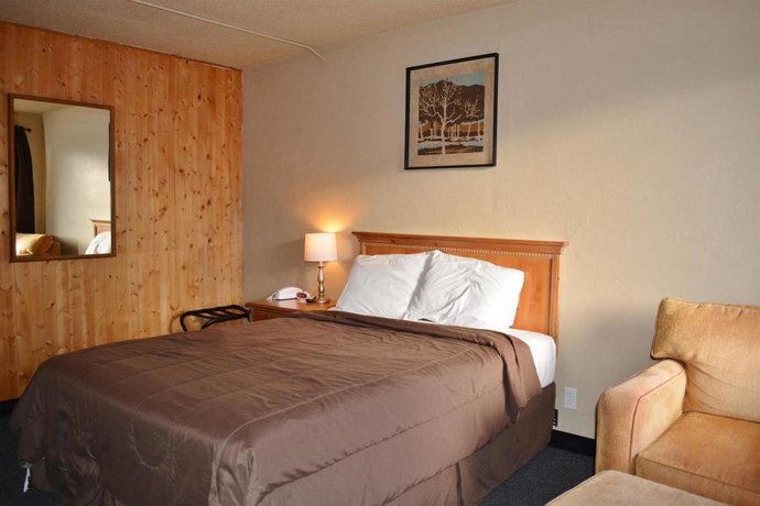 Cedar Lodge Motor Inn Medford