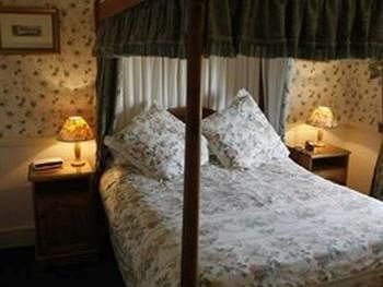 Beach House Hotel Seahouses Compare Deals